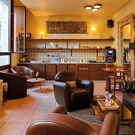 Rosa - Centre Gare Saint Jean Hotel 3*