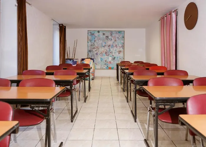 Rosa - Centre Gare Saint Jean Hotel