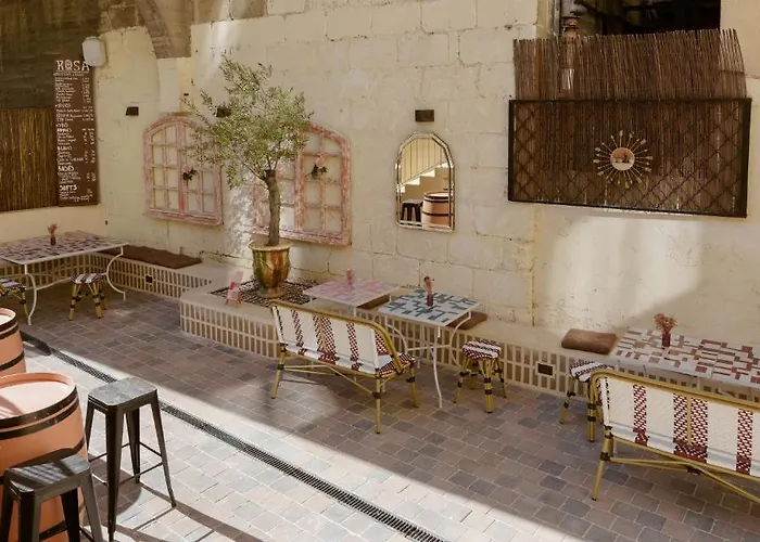 Rosa - Centre Gare Saint Jean 3*