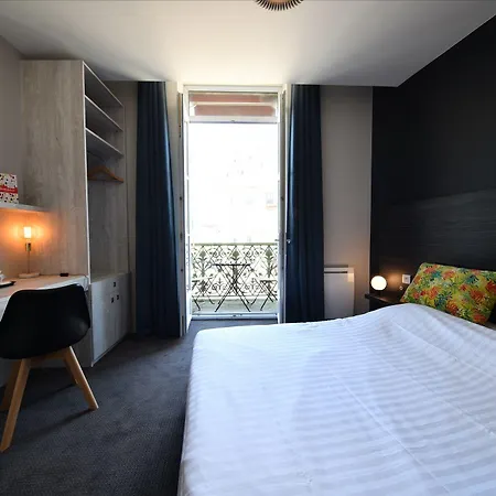 Rosa Boutique - Centre Gare 3*